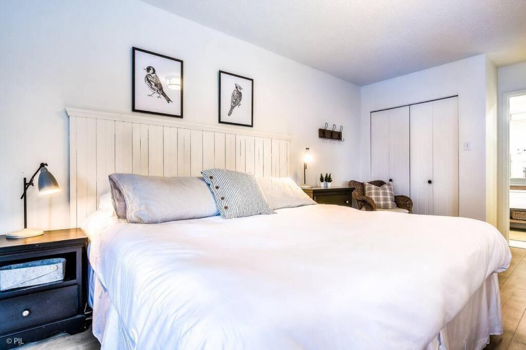 Chic Mt-Tremblant Condo With View On The Lake By Denstays Mont-Tremblant Exterior foto